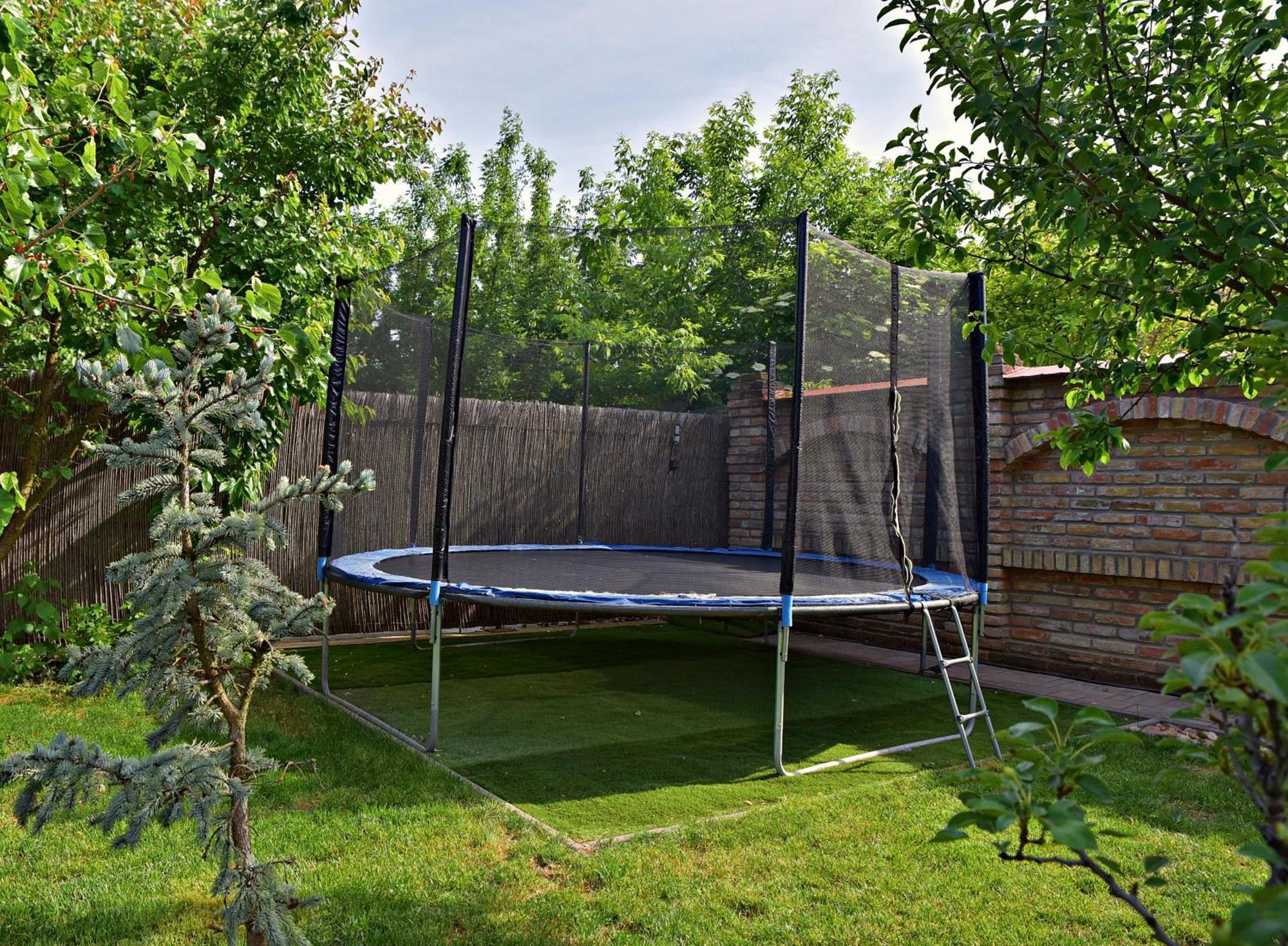 Makotel Apartmanház Esterno foto