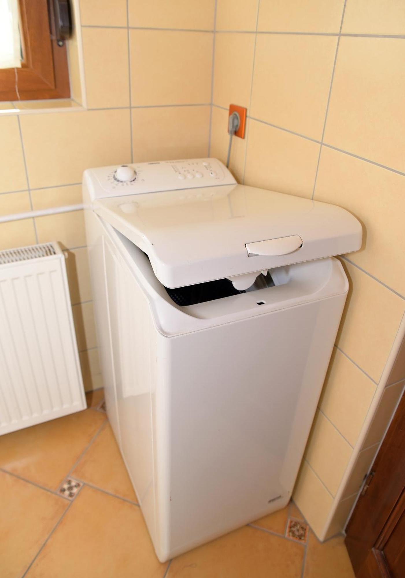 Makotel Apartmanház Esterno foto