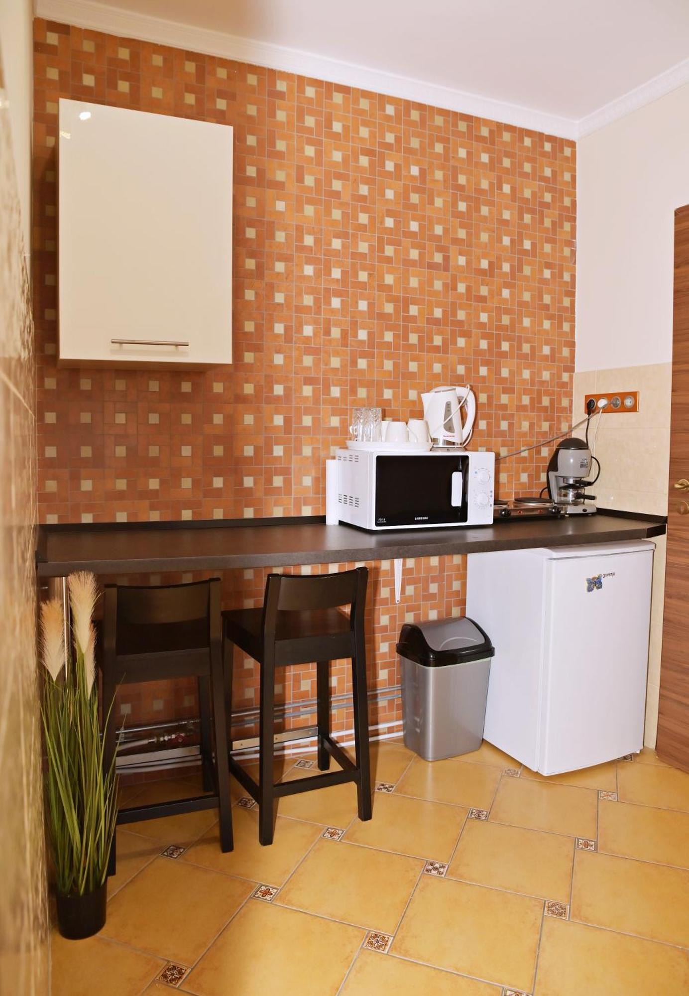 Makotel Apartmanház Esterno foto